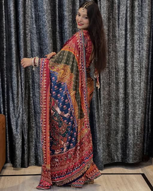 Viral Rashmika Mandana's Soft Japan Satin Mirror Work Saree Traditional Designer Print