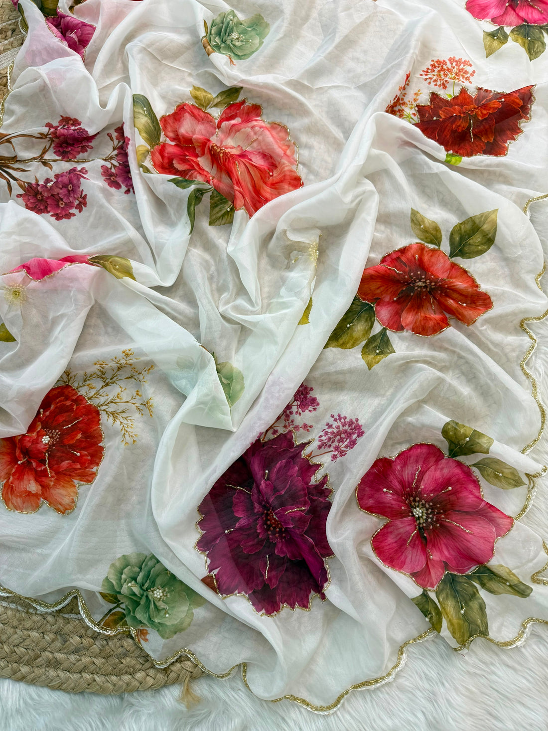 Floral Grace Soft Tabi Saree
