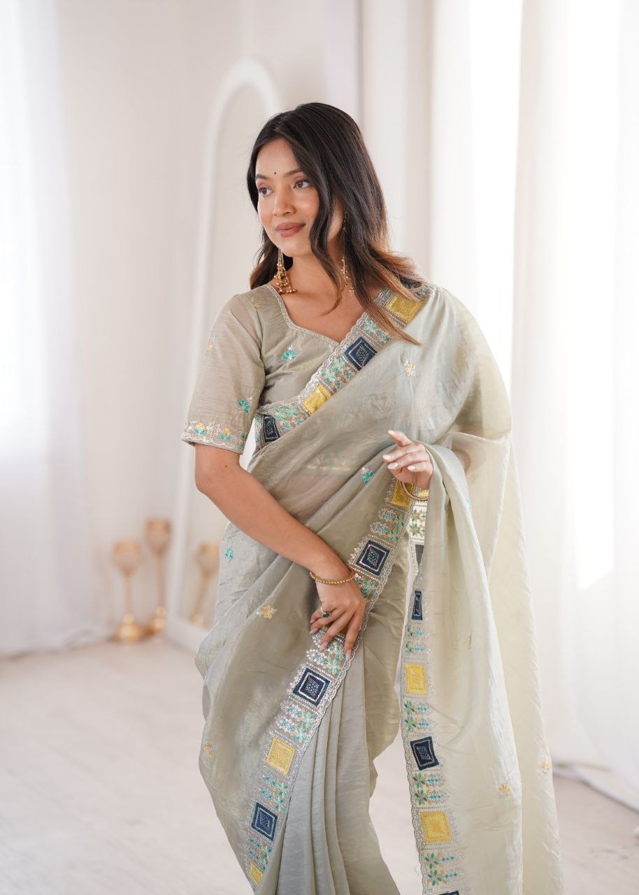 Imperial Gold Crush Silk Multicolor Threadwork Saree