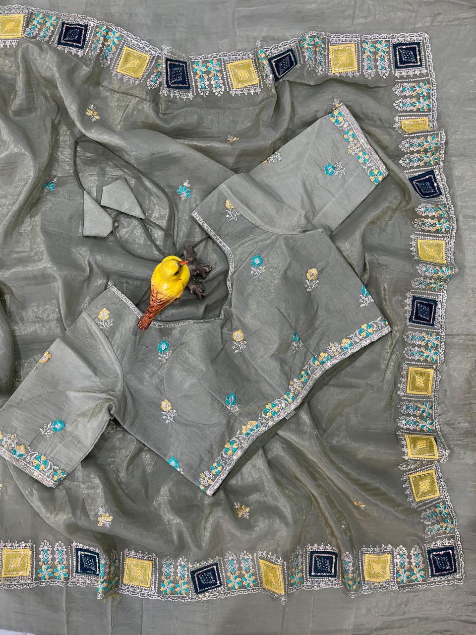 Imperial Gold Crush Silk Multicolor Threadwork Saree