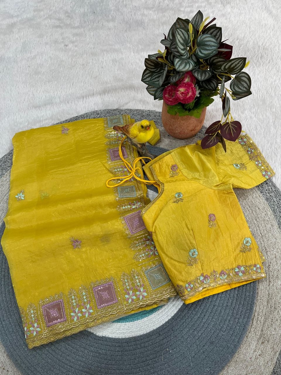 Imperial Gold Crush Silk Multicolor Threadwork Saree