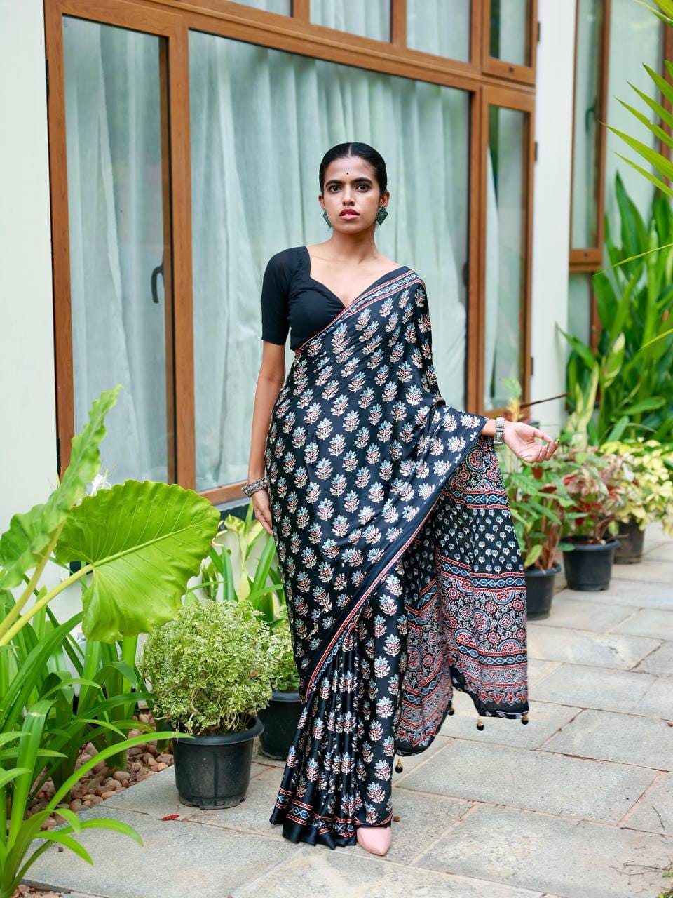 Classic Ajarakh Charm with Real Mirror & Latkan Saree