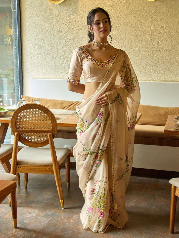 ✨ Royal Soft Tebby Silk Floral Print Beads, Sequins & Katdana Handwork Designer Saree ✨