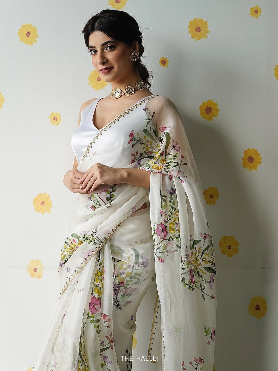✨ Royal Soft Tebby Silk Floral Print Beads, Sequins & Katdana Handwork Designer Saree ✨