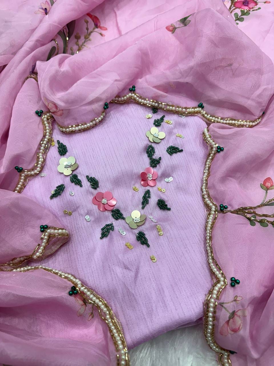 ✨ Royal Soft Tebby Silk Floral Print Beads, Sequins & Katdana Handwork Designer Saree ✨