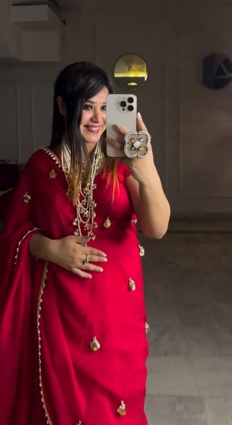 Original Coin Master Khan Khan Heavy Satin Silk Saree